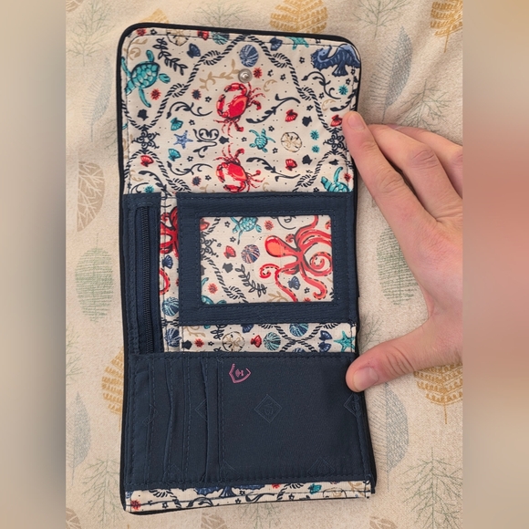 Vera Bradley Blue And White Seahorse Of Course Pattern - Picture 8 of 9